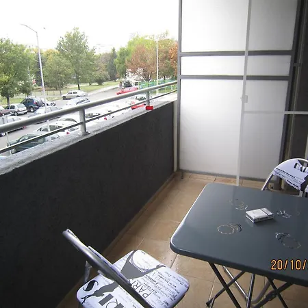 Studio Love 부르가스