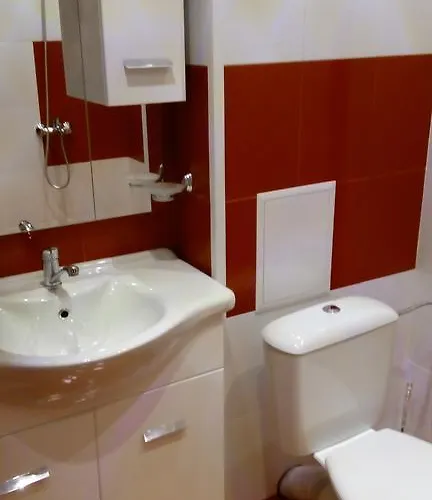 Studio Love بورغاس