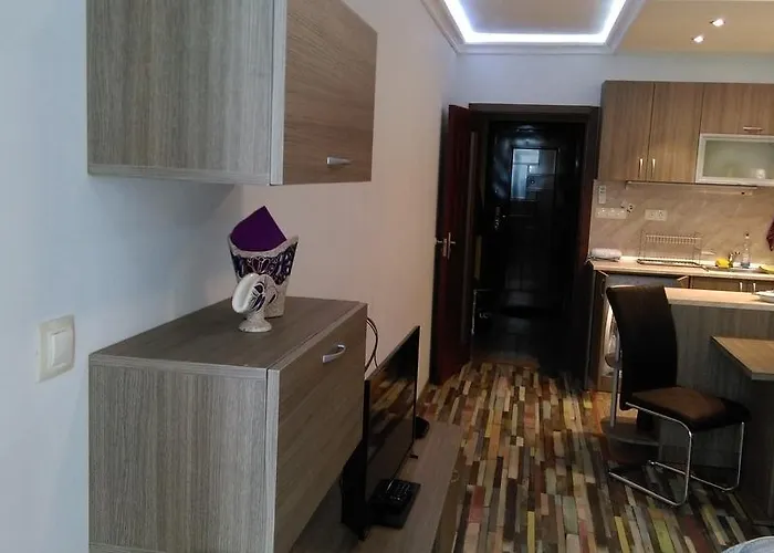 Studio Love بورغاس