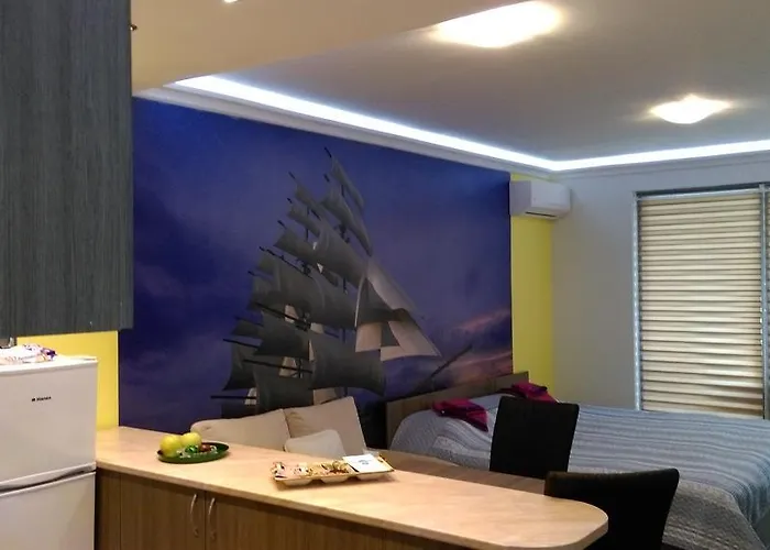 Studio Love بورغاس