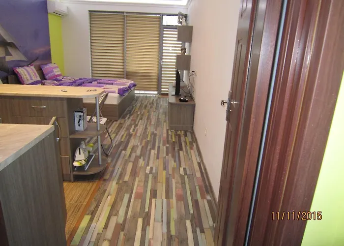 דירה Studio Love בורגאס